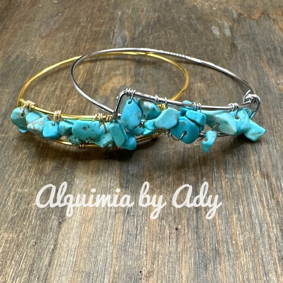 Turquoise beaded handmade bracelet /colorful/cowgirl/ bohemian - Picture 2 of 8